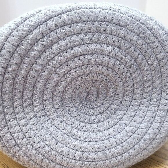 New with Tags Blue Ombre Rope Tote Bag - Picture 7 of 7